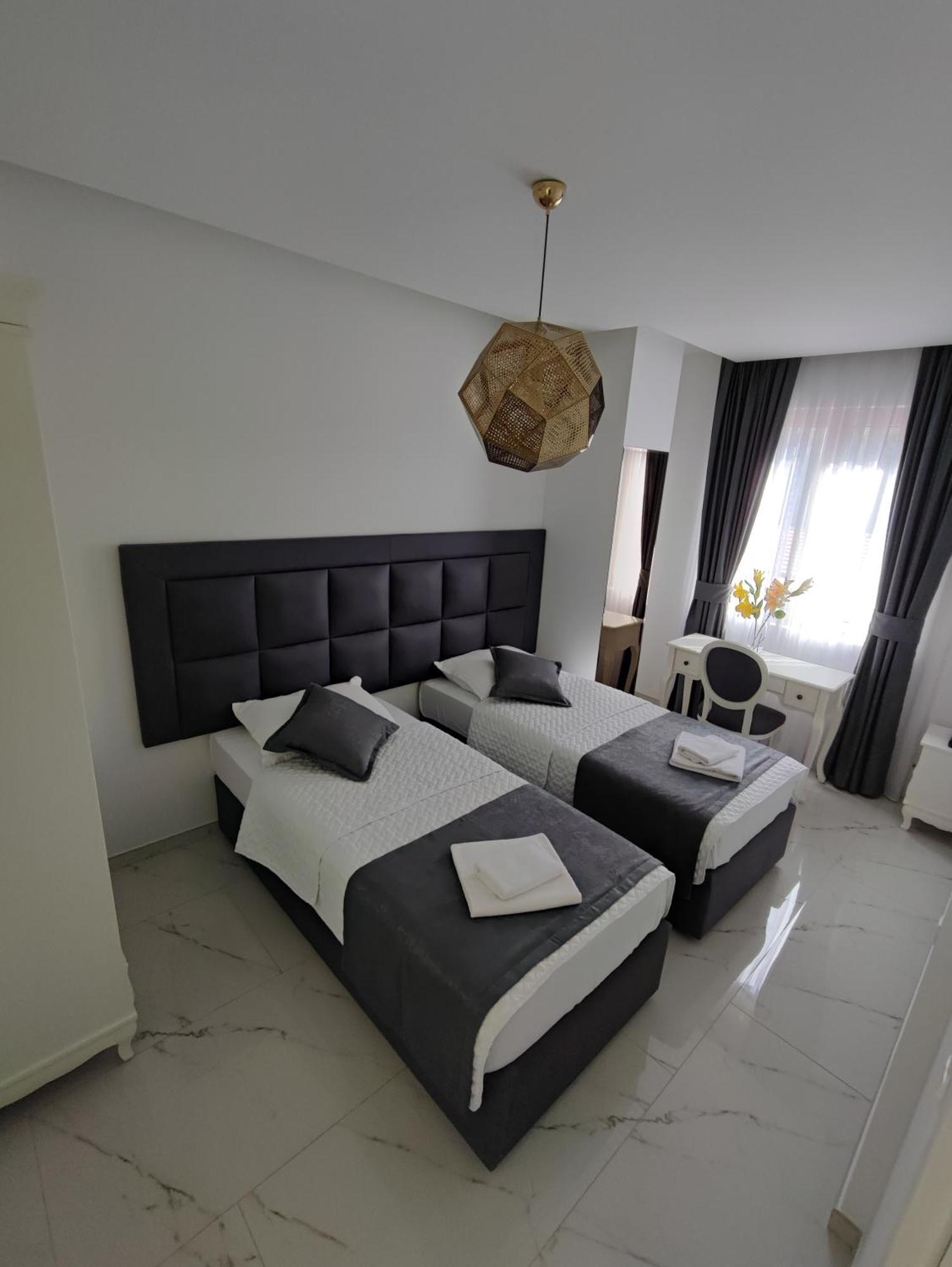 Villa Vista Real Kotor Rum bild