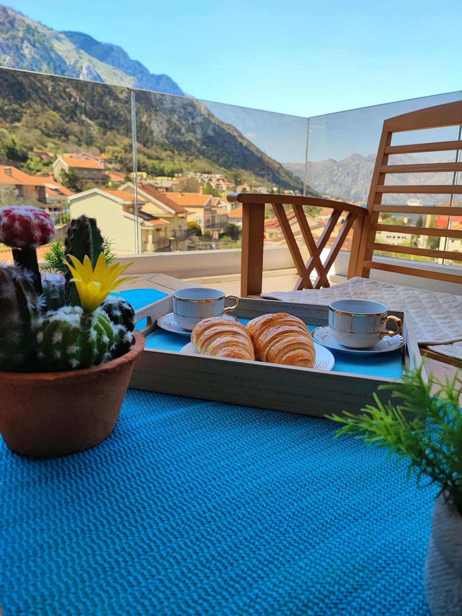 Villa Vista Real Kotor Rum bild